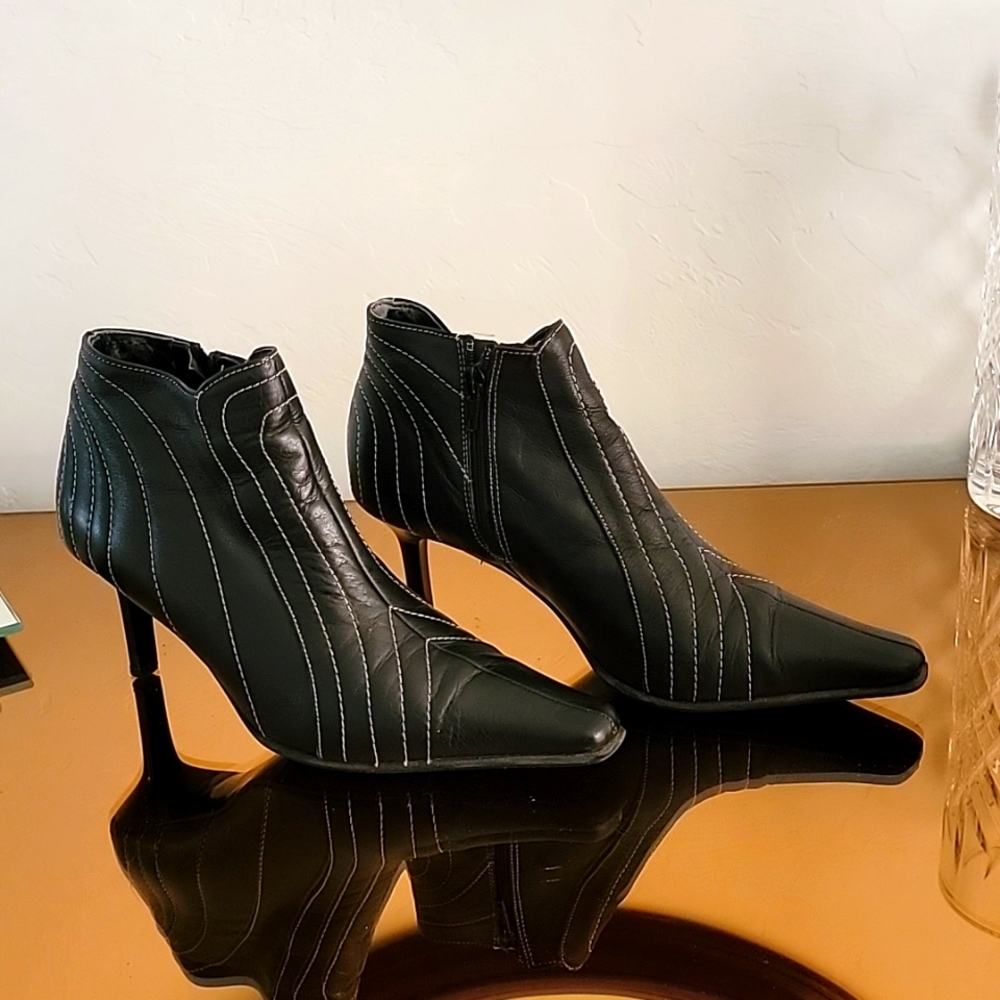 Women's Vintage Italian Leather black 3" heel ankle boots